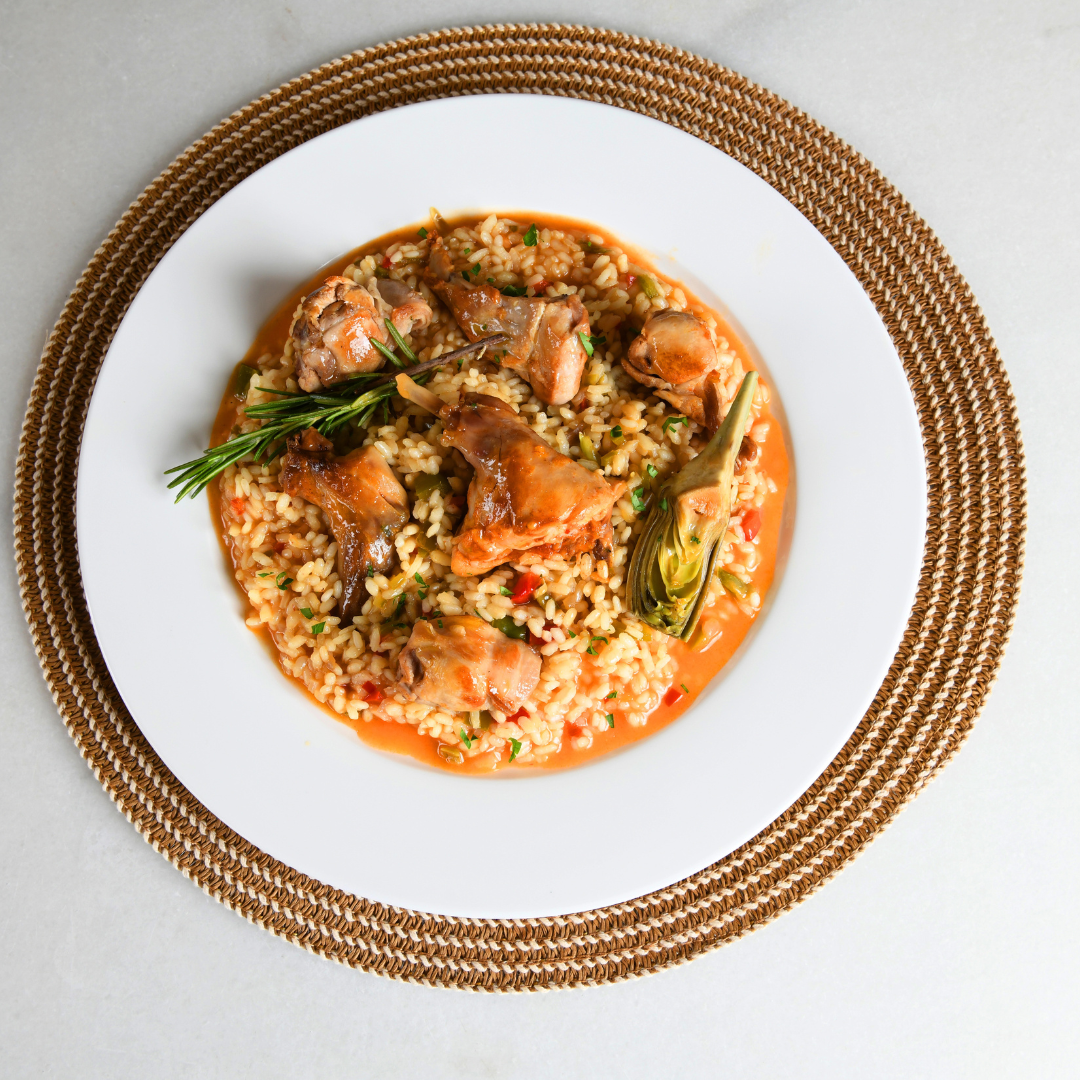 arroz caldoso con carne de conejo